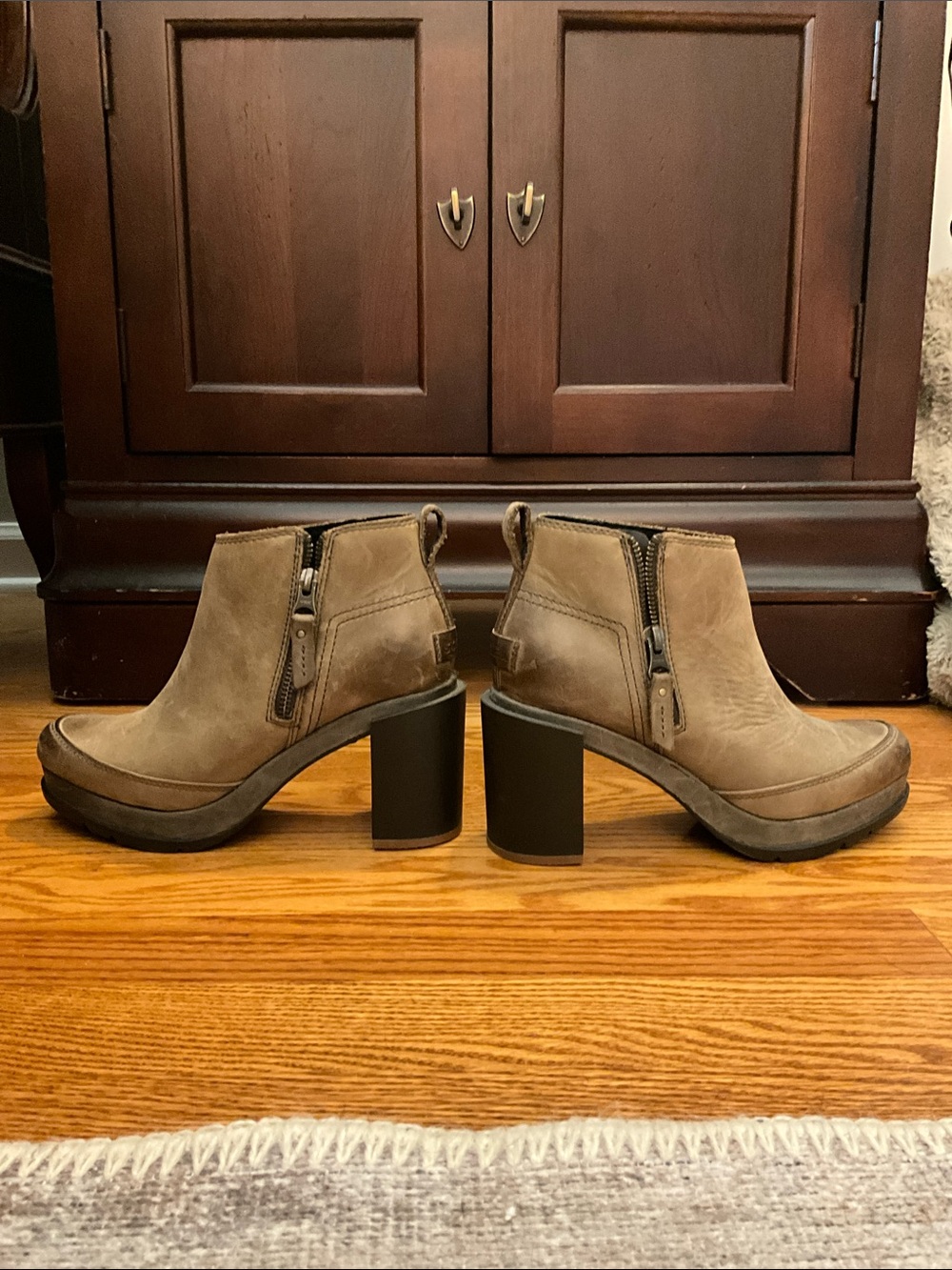 Sorel Taupe Leather Chelsea Ankle Boots